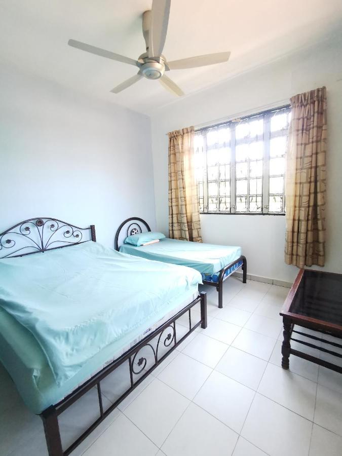 Jen Pd Homestay - Unique, Antique House No Wifi Port Dickson Bagian luar foto